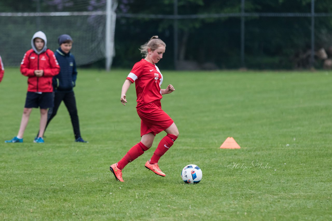 Bild 301 - wCJ SV Steinhorst/Labenz - VfL Oldesloe : Ergebnis: 18:0